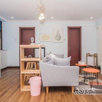 青岛路客BD0920精品民宿酒店提供图片