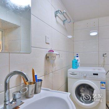 库巴简舍民宿(青岛华山路店)酒店提供图片