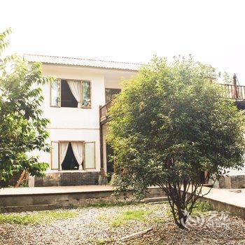 成都山与民宿island(鸟语林度假村分店)酒店提供图片