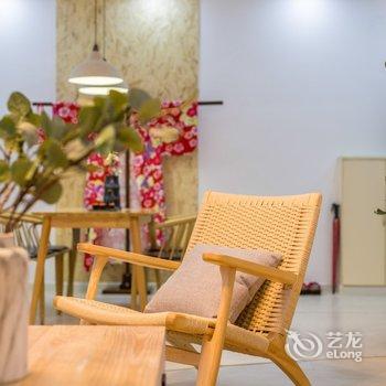 重庆路客BD2880精品民宿酒店提供图片