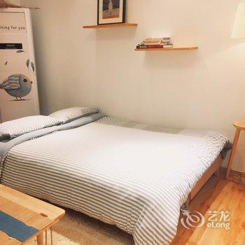 重庆何燚公寓酒店提供图片