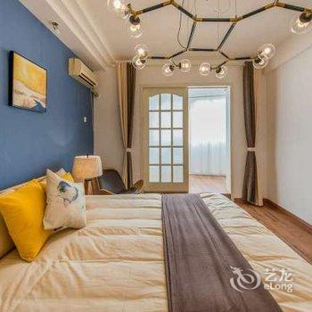 西安Locals路客·西安雁塔A15舍公寓(与西影路分店)酒店提供图片