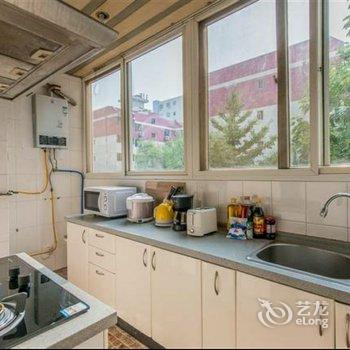 西安Locals路客·西安雁塔A15舍公寓(与西影路分店)酒店提供图片