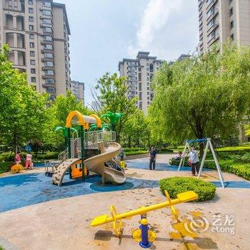 杨阳公寓(青岛嘉陵江东路店)酒店提供图片
