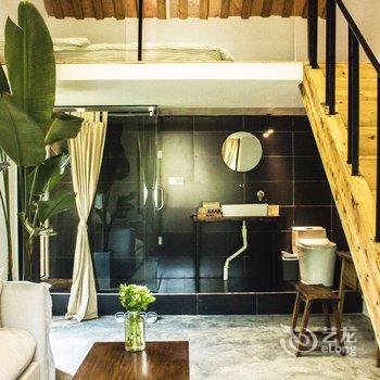 成都山与民宿island(鸟语林度假村分店)酒店提供图片