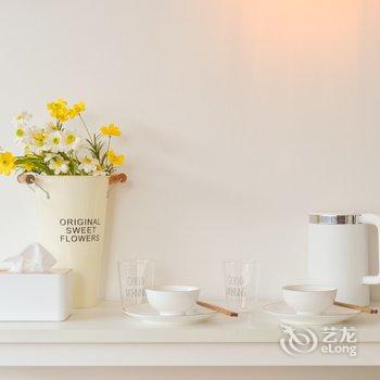 广州路客BC2660精品民宿酒店提供图片