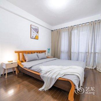 重庆左右民宿(千佛寺分店)酒店提供图片