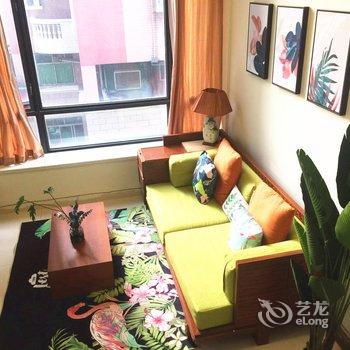广州W°民宿(花城大道分店)酒店提供图片