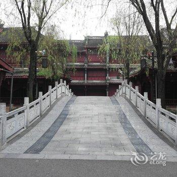 重庆潇湘溪苑精品民宿(余庆公园分店)酒店提供图片