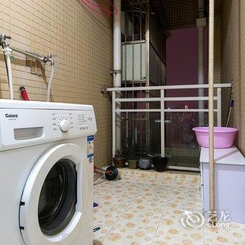 �ɶ������� ��խ���ӹ�Ԣ(�ɶ���Ժ-�黭����ݷֵ�)�Ƶ��ṩͼƬ