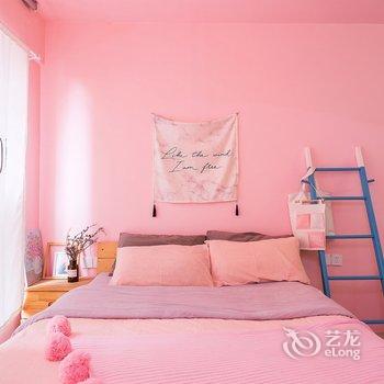 重庆贰楼的小姐姐公寓酒店提供图片