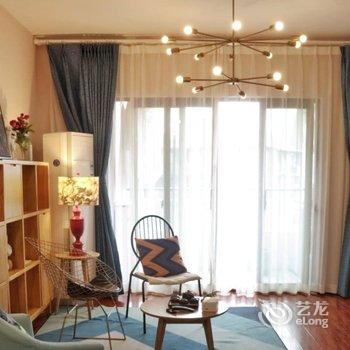 重庆路客AA6910精品民宿酒店提供图片