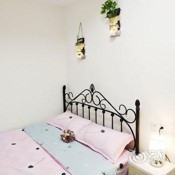 黑山风情公寓(剑兰路分店)酒店提供图片