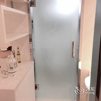 一梦千寻公寓(上海胜辛路店)酒店提供图片
