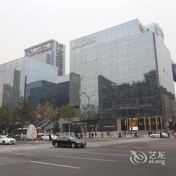 西安巢生活「曲江店」热恋之城公寓酒店提供图片