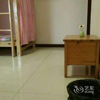 成都远方青年旅舍(一品天下地铁站店)酒店提供图片