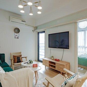 成都路客精品民宿BF4920(天仁石刻艺术博物馆分店)酒店提供图片