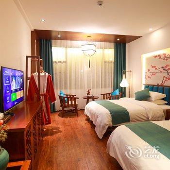 溪畔女儿家客栈(张家界千古情店)酒店提供图片