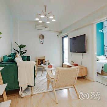 成都路客精品民宿BF4920(天仁石刻艺术博物馆分店)酒店提供图片