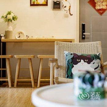 成都路客精品民宿BF4920(天仁石刻艺术博物馆分店)酒店提供图片