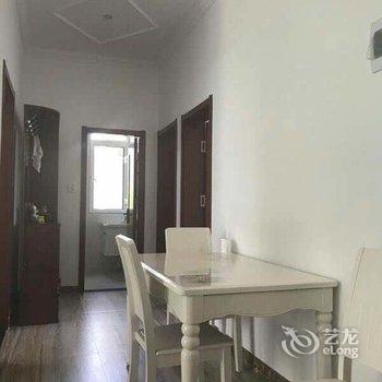 美栀子公寓(青岛海泉路店)酒店提供图片