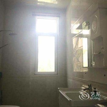 美栀子公寓(青岛海泉路店)酒店提供图片
