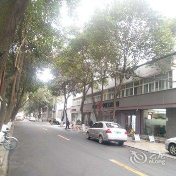 成都远方青年旅舍(一品天下地铁站店)酒店提供图片