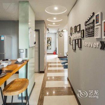 重庆路客AA7440精品民宿酒店提供图片