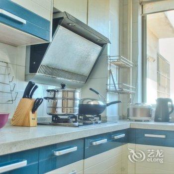 青岛路客BF6000精品民宿(龅牙兔儿童情商乐园分店)酒店提供图片