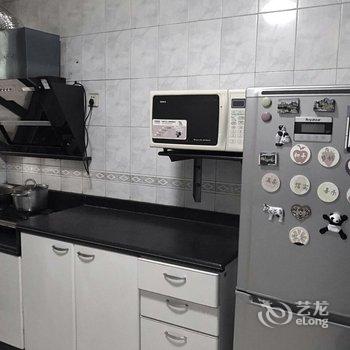 成都coco房东/旅欧达人公寓(梅园分店)酒店提供图片