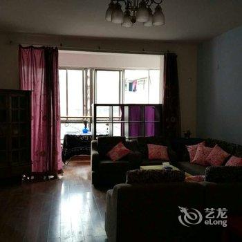 成都coco房东/旅欧达人公寓(梅园分店)酒店提供图片