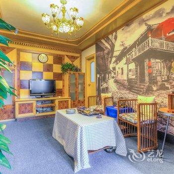 赤色彗星公寓(劳武巷分店)酒店提供图片