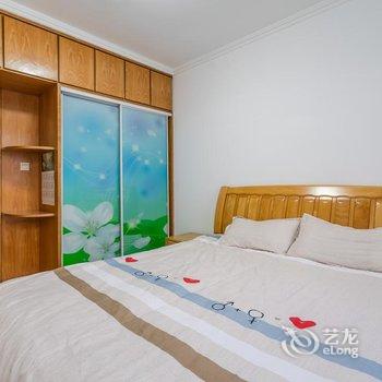 青岛恋家金沙滩高层阳光充沛大床房公寓(云雾山路分店)酒店提供图片