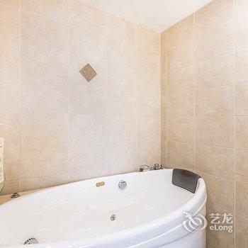重庆路客精品民宿BB7860酒店提供图片