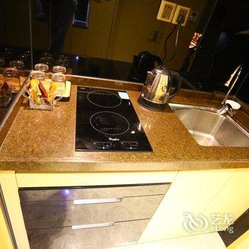 广州浪漫全满屋长隆步行到园三分钟公寓(广东省博物馆分店)酒店提供图片