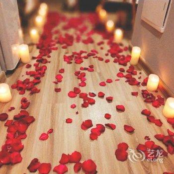 成都乐享多公寓(全年红红木艺术馆分店)酒店提供图片