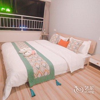 成都乐享多公寓(全年红红木艺术馆分店)酒店提供图片