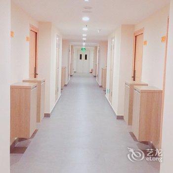 成都乐享多公寓(全年红红木艺术馆分店)酒店提供图片