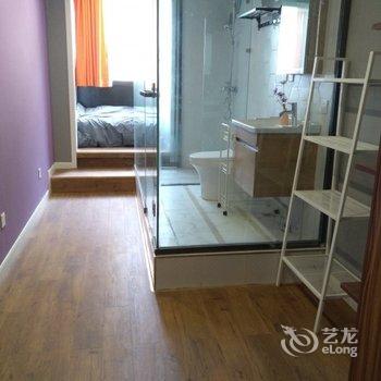 西安vivi家城市生活民宿(大雁塔村分店)酒店提供图片