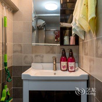 重庆佳玥公寓(歇台子村分店)酒店提供图片
