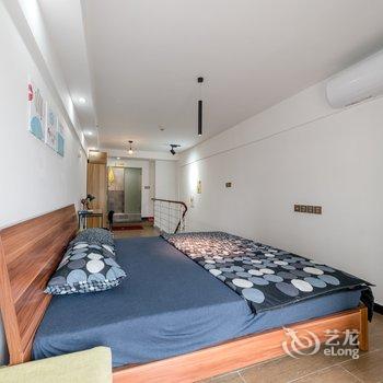 重庆佳玥公寓(歇台子村分店)酒店提供图片