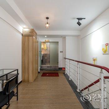 重庆佳玥公寓(歇台子村分店)酒店提供图片