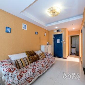 重庆解放碑拾辰小栈公寓(长江滨江路分店)酒店提供图片