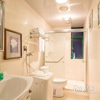 重庆解放碑拾辰小栈公寓(长江滨江路分店)酒店提供图片