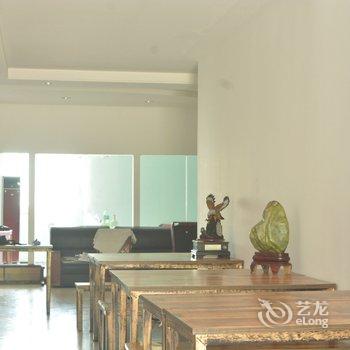 青岛张晓东公寓酒店提供图片