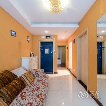 重庆解放碑拾辰小栈公寓(长江滨江路分店)酒店提供图片