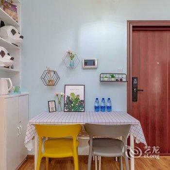 成都栖居·六月公寓(2号店)酒店提供图片