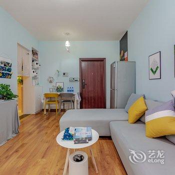 成都栖居·六月公寓(2号店)酒店提供图片