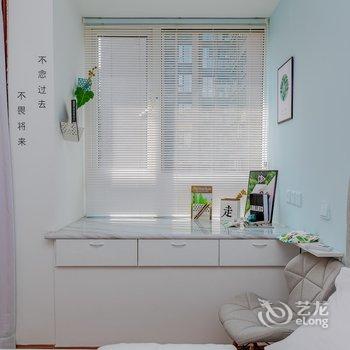 成都栖居·六月公寓(2号店)酒店提供图片