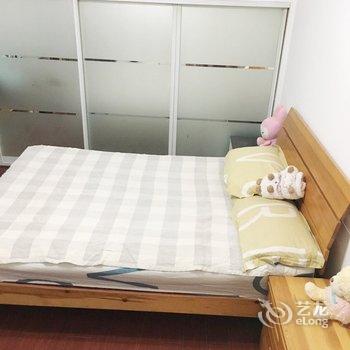 青岛(地铁步行三分钟)欧式私家精品双卧客房公寓(2号店)酒店提供图片
